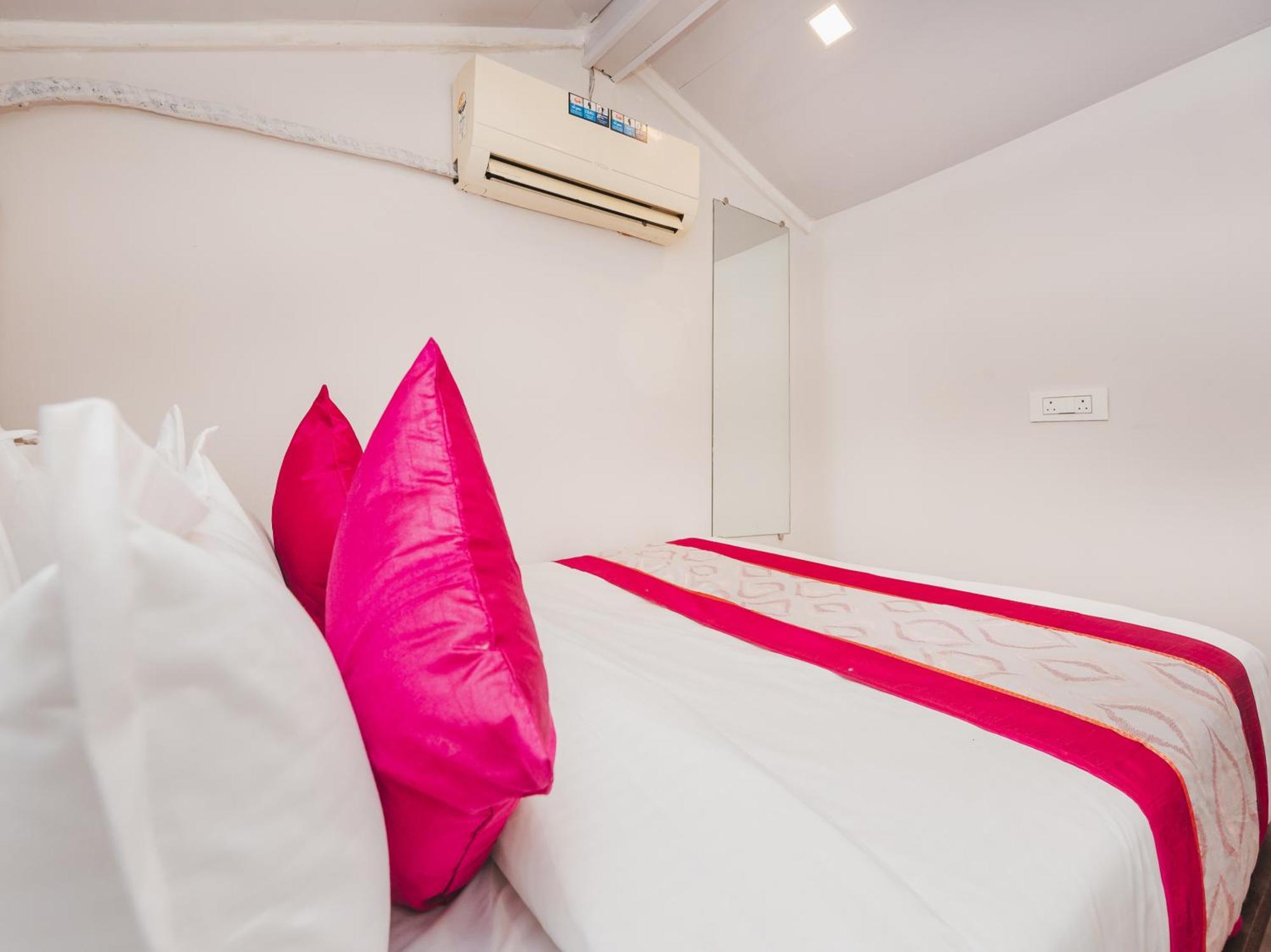 New Dormitory Afra ムンバイ エクステリア 写真